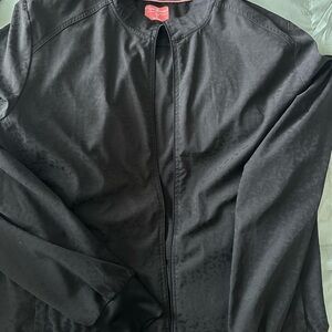 Black leopard scrub jacket